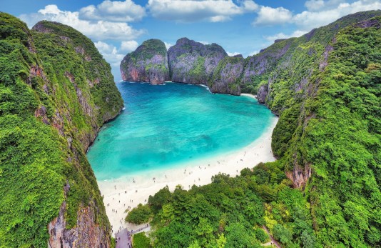 Experience the Beauty of Thailand